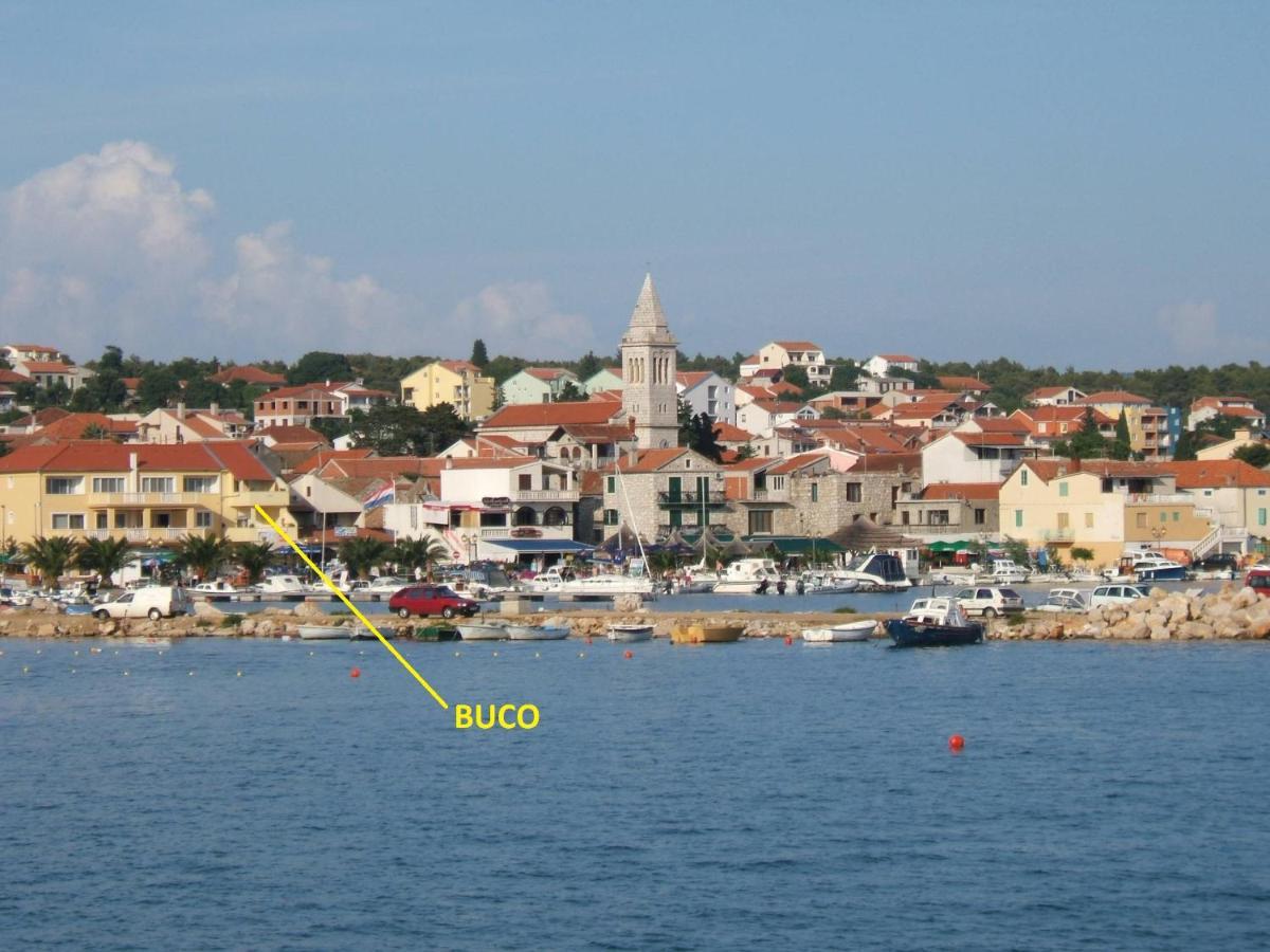 Buco Seafront Apartments & Fastfood Pakoštane Exterior foto